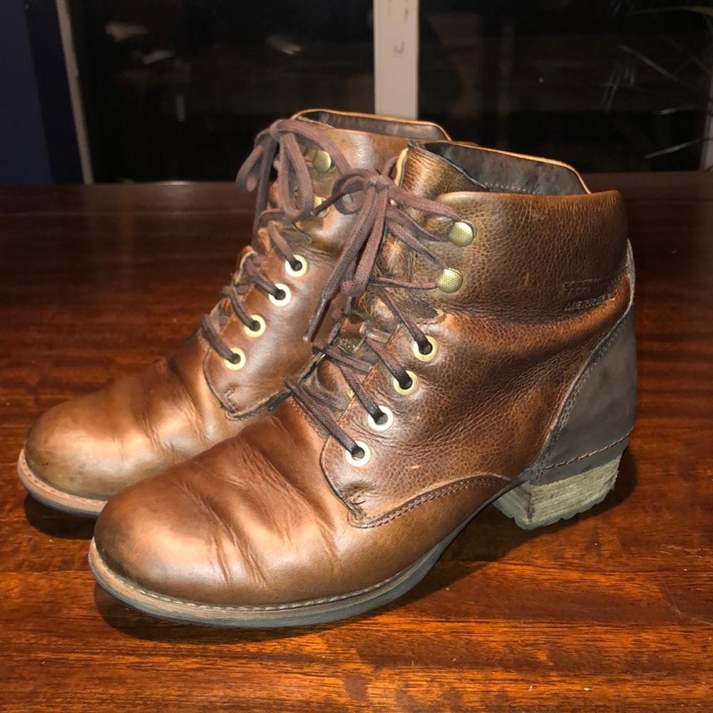 Merrell Shiloh Lace Up Boots, Size 7